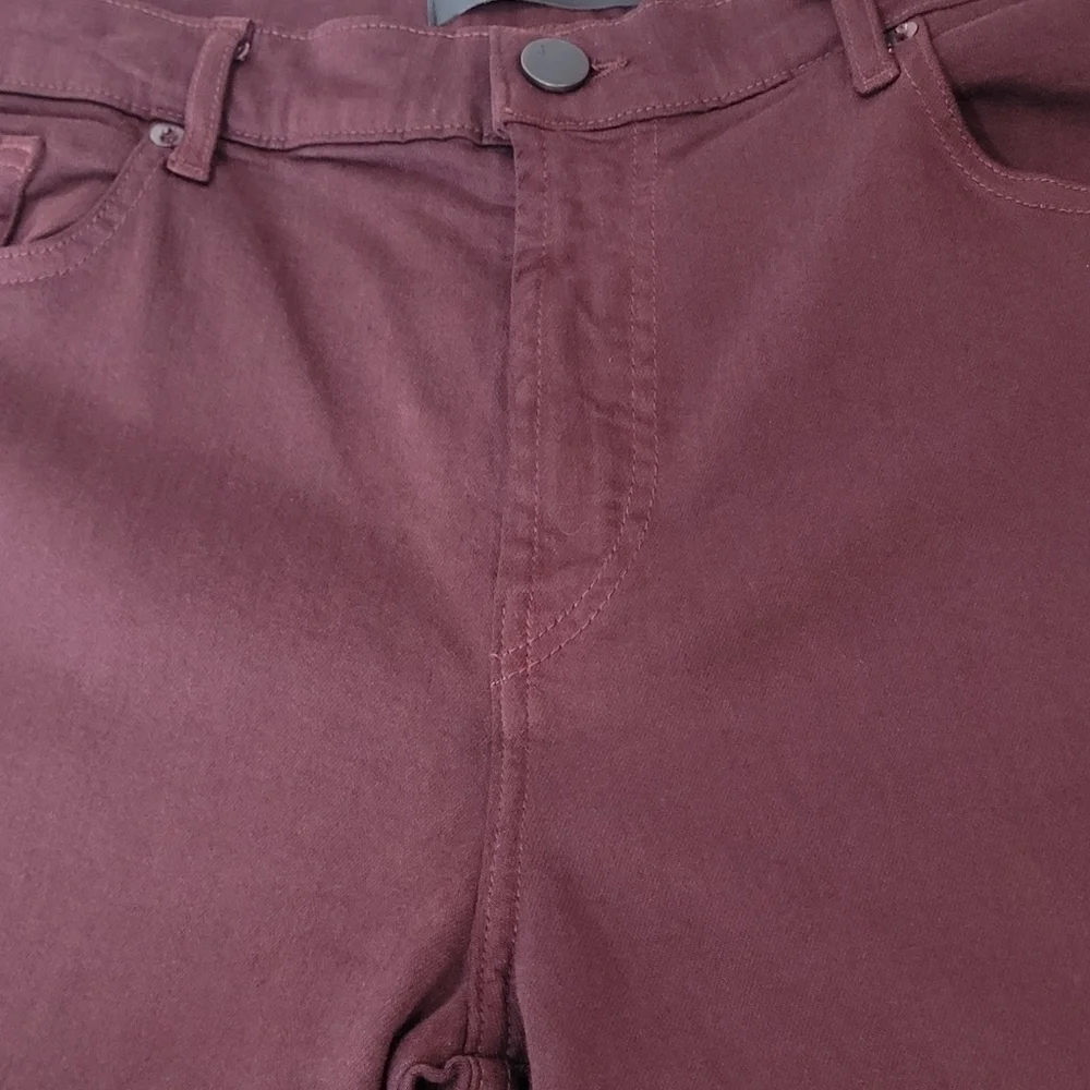 J. Brand Tyler Slim Fit Jeans - NWT - Size 38